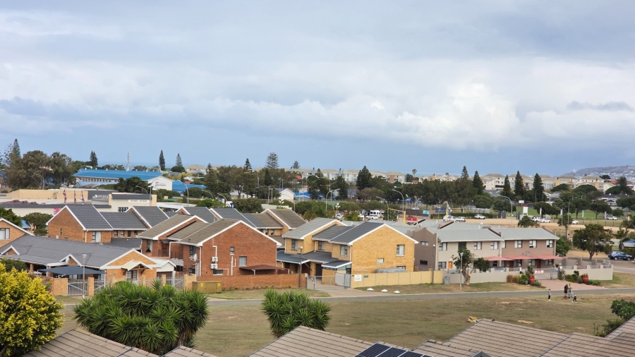 3 Bedroom Property for Sale in Hartenbos Central Western Cape